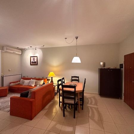 Appartamento Casa Mia - Hidden Gem Near The New Boulevard Tirana Esterno foto