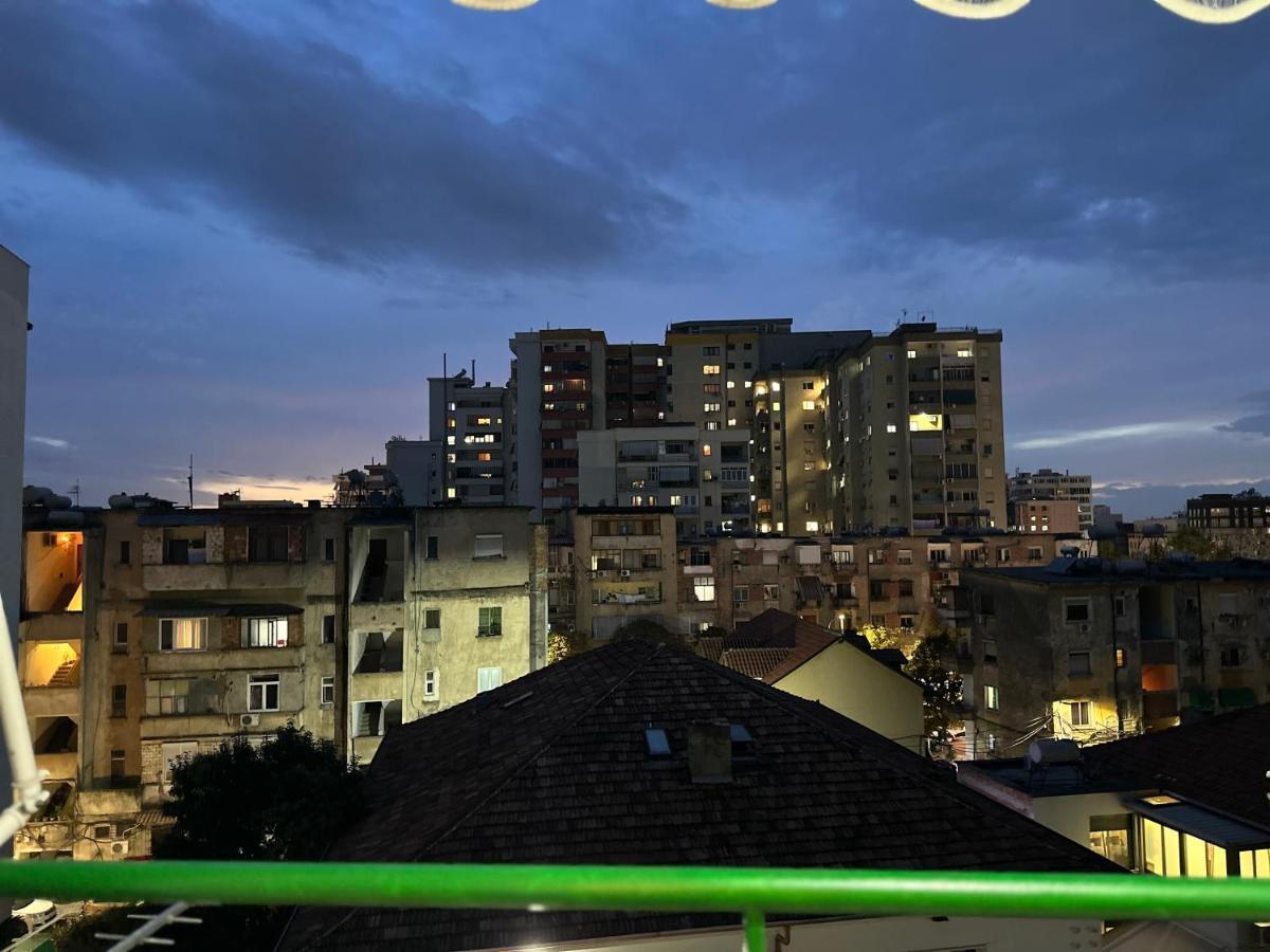 Appartamento Casa Mia - Hidden Gem Near The New Boulevard Tirana Esterno foto