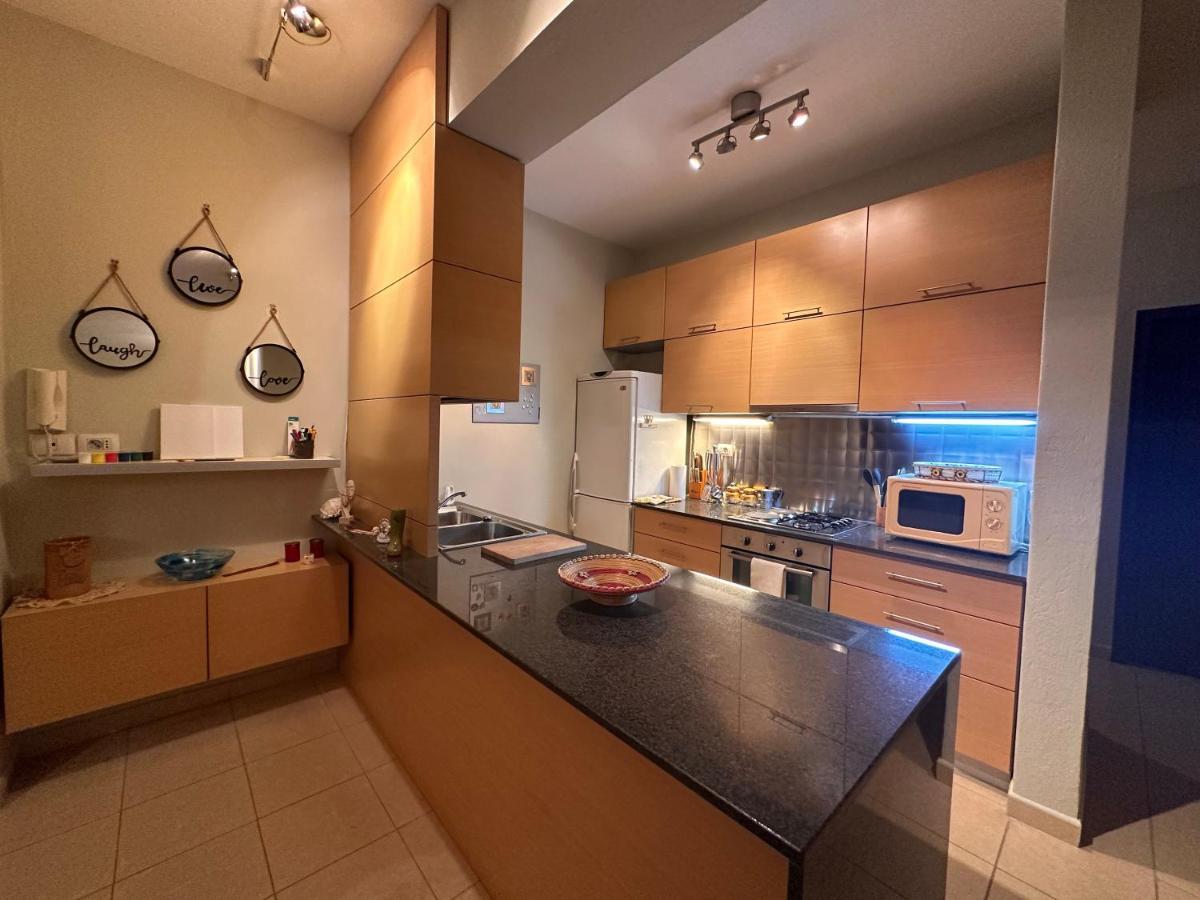 Appartamento Casa Mia - Hidden Gem Near The New Boulevard Tirana Esterno foto