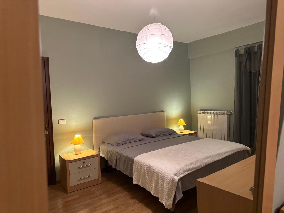 Appartamento Casa Mia - Hidden Gem Near The New Boulevard Tirana Esterno foto